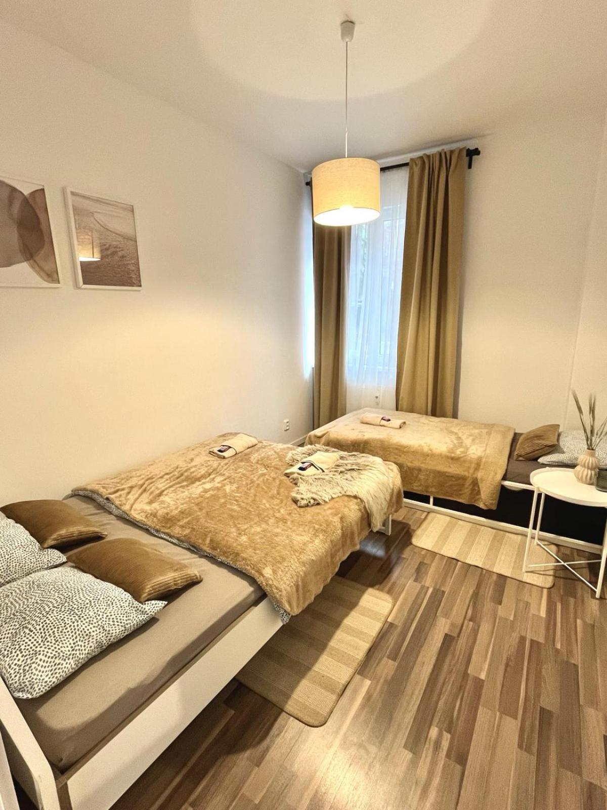 Apartment Adele - Old Town 布拉迪斯拉发 外观 照片